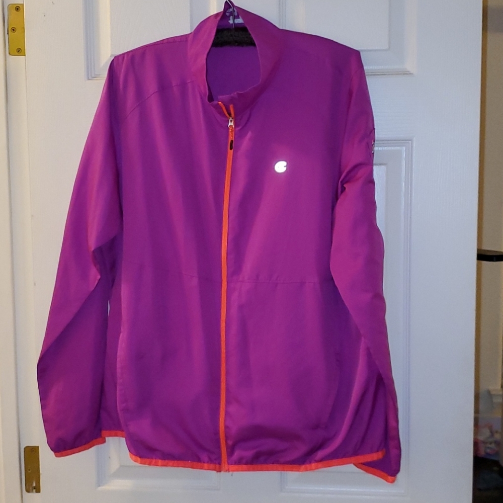 Champion Windbreaker in Fuchsia XL